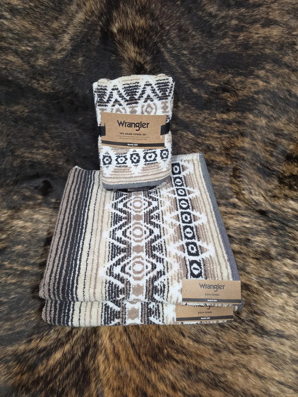 Wrangler Southwestern Pattern Towel Set in Cream, Brown & Black
